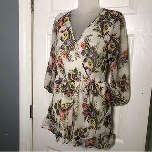 Band of gypsies floral romper small v neck ruffle sheer back & sleeves pockets